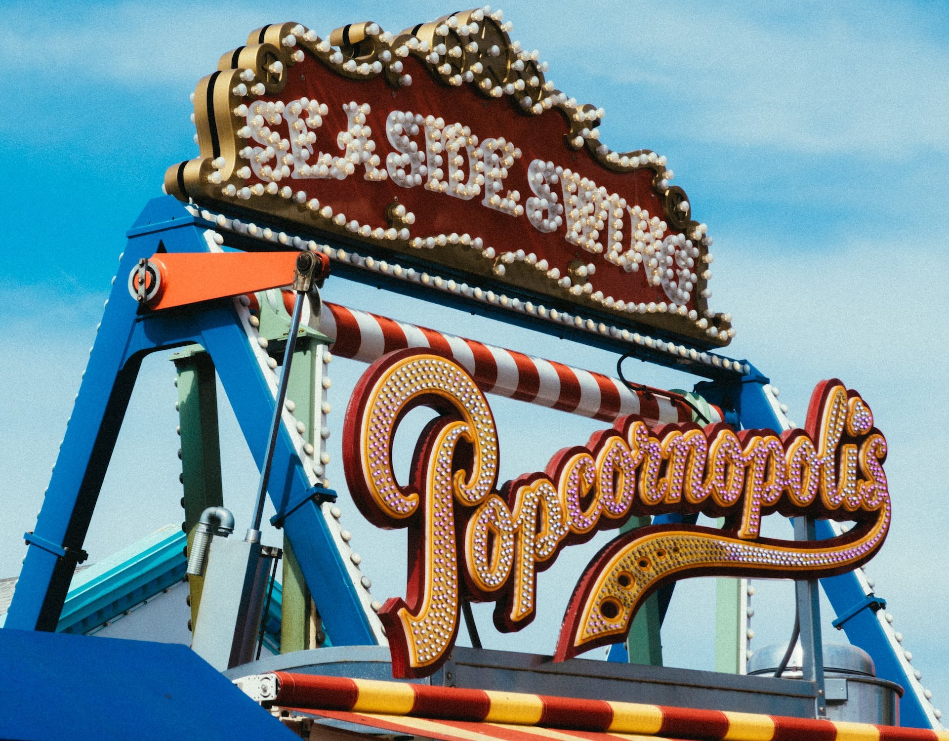 The First Midway Carnival of the Season Hits Edmonton this Weekend