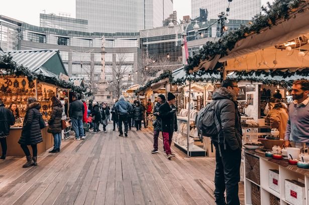 10 Romantic Holiday-Themed Date Night Ideas in Edmonton