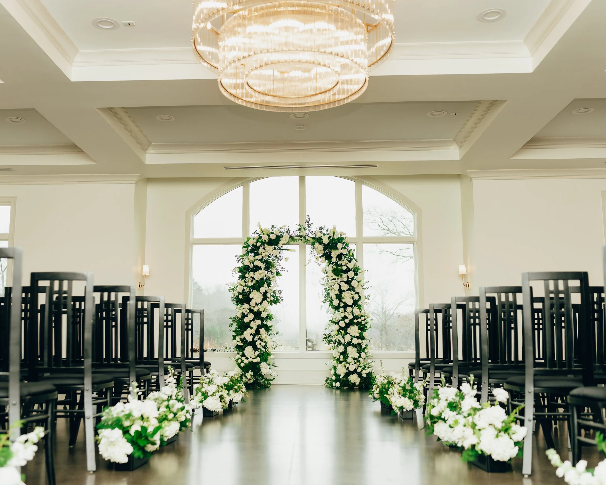 Luxury ceremony setup details captured by raleigh nc wedding photographer vonteshotit at donovan's manor