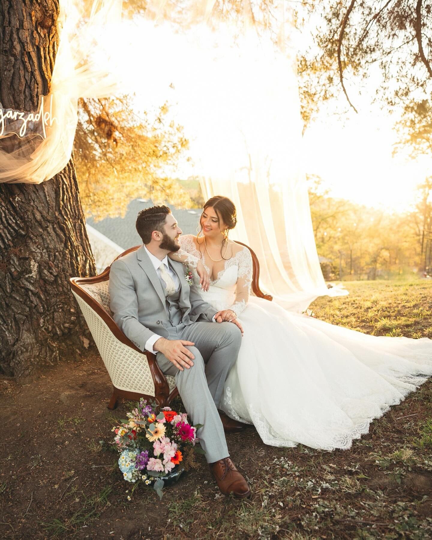 Just delivered the preview gallery of this incredible wedding day. Congratulations Arash and Hannah, it was an honor to capture your wedding. 

Photographer: @bryangallagherphoto
DJ / MC: @mattthemusicman1