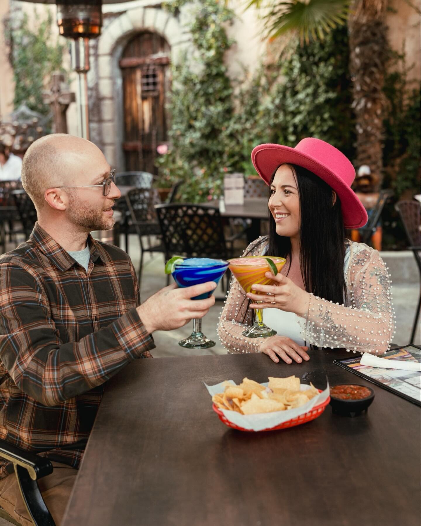 What a fun spot to have a night out with those closest to you. Friendly staff &amp; great food. 
 I had a great time shooting content with @mariasgrassvalley 

#mariasmexicanrestaurant #grassvalley #grassvalleyrestaurants #mariasgrassvalley #mexicanf