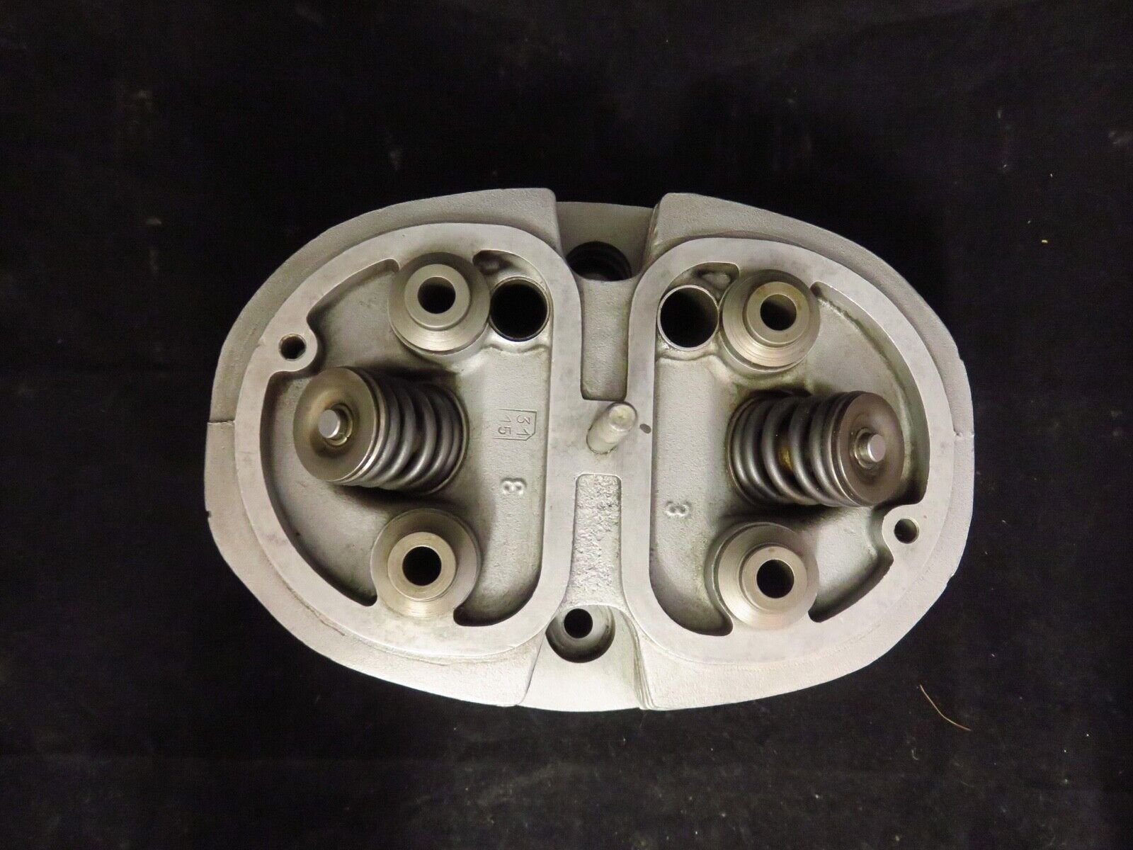 1980 BMW R Series Cylinder Head L10 (Left) 002.jpeg