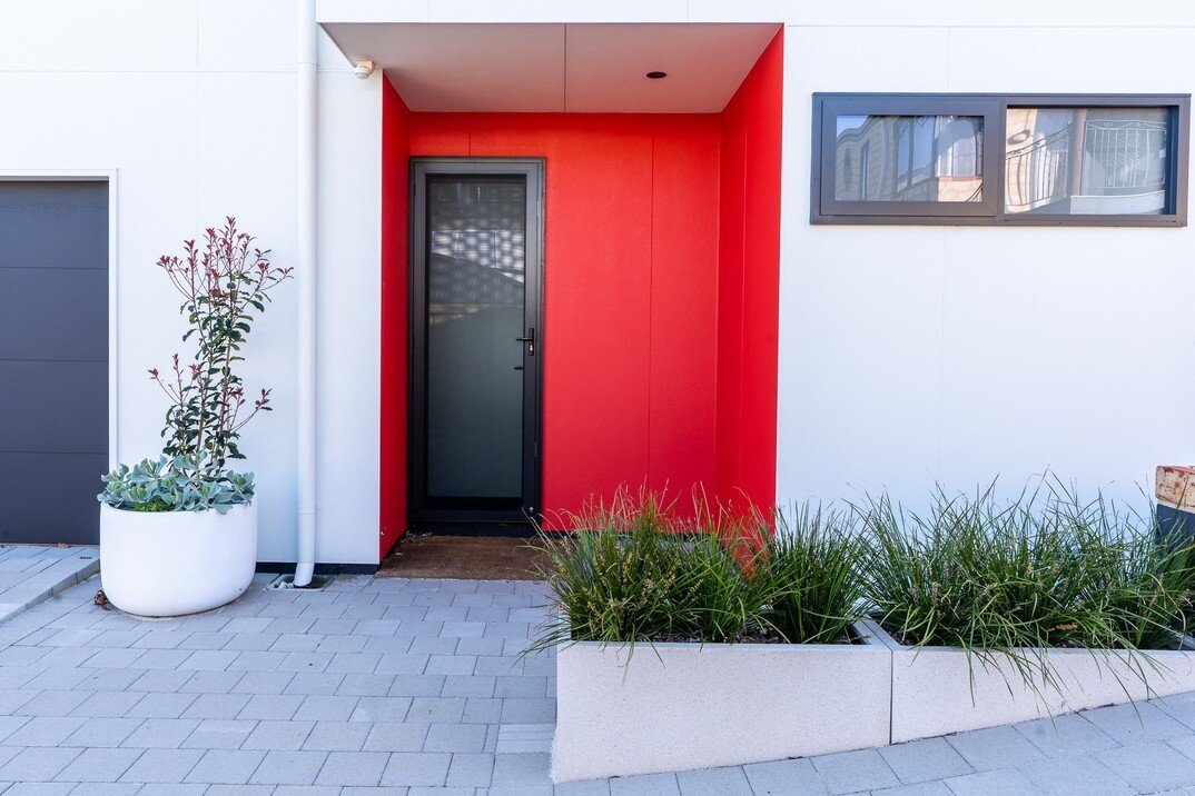 Townview Project - primary colours accentuate the entry to each unit. ​​​​​​​​
​​​​​​​​
#blackpointconstruction #margaretriver #builder #house #home #design