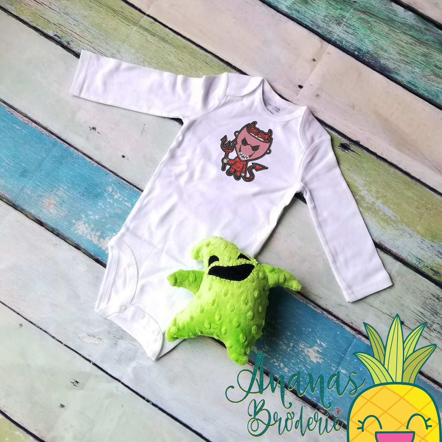https://i.etsystatic.com/25627898/r/il/6bc45b/4368830417/il_fullxfull.4368830417_tk5z.jpg