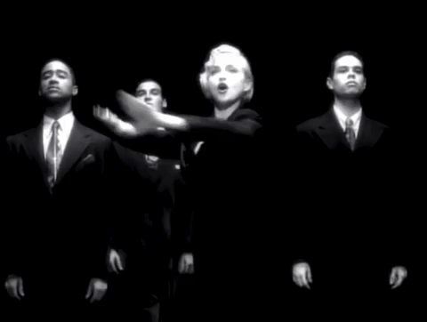 vogue-backup.gif