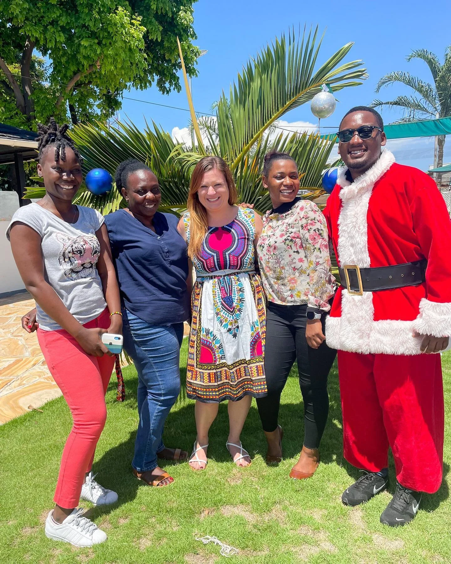 Merry Christmas &amp; Happy Holidays from our AERA family to yours !! 🎄