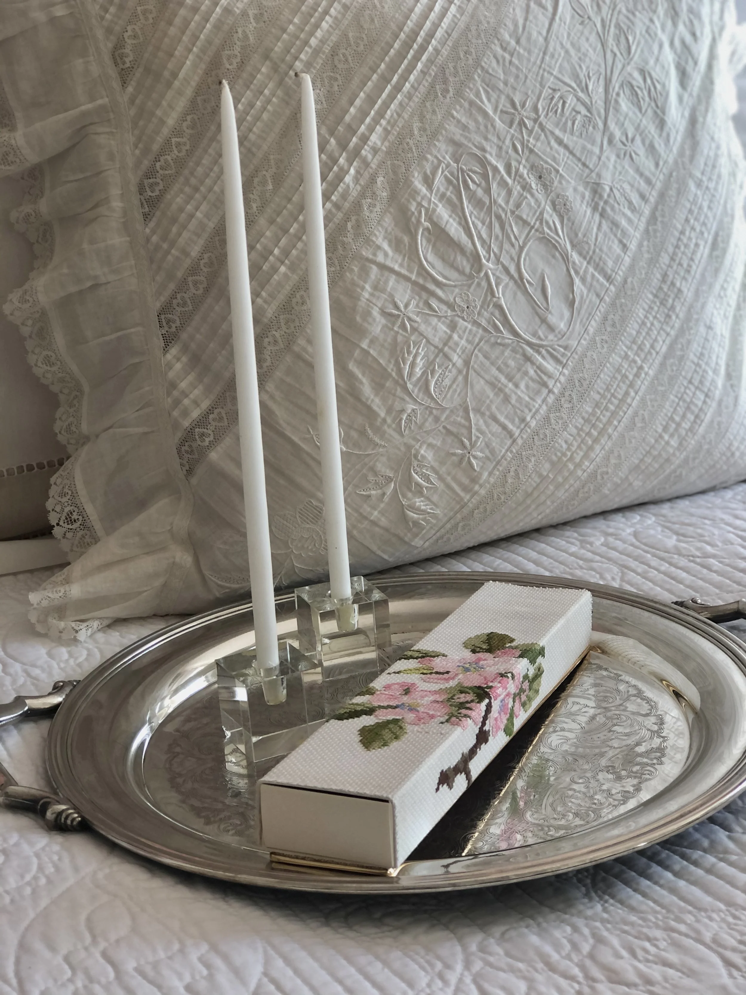 jes flowers -bed.jpg