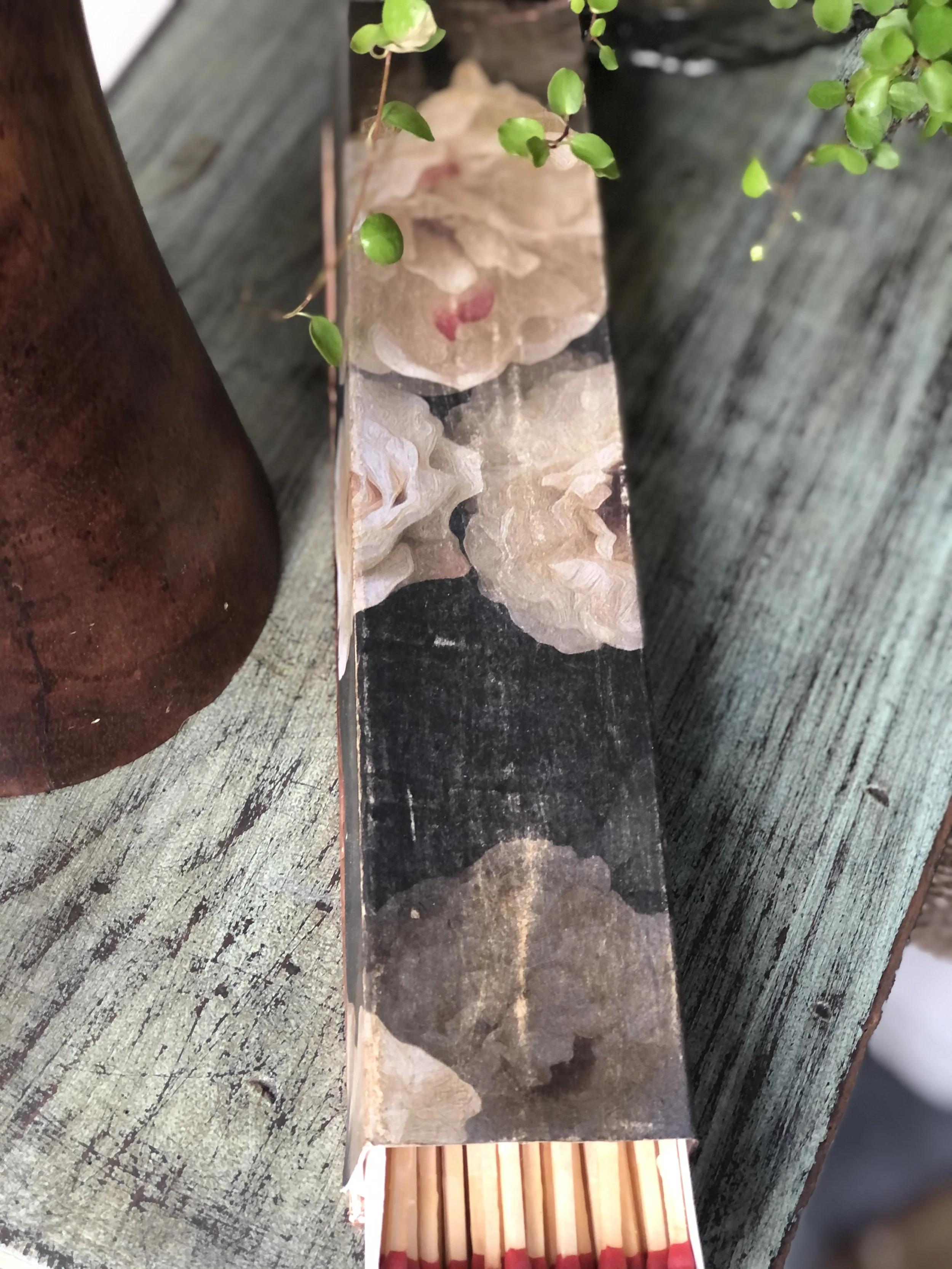 Mony - the Antique Peony  -- Distressed Finish