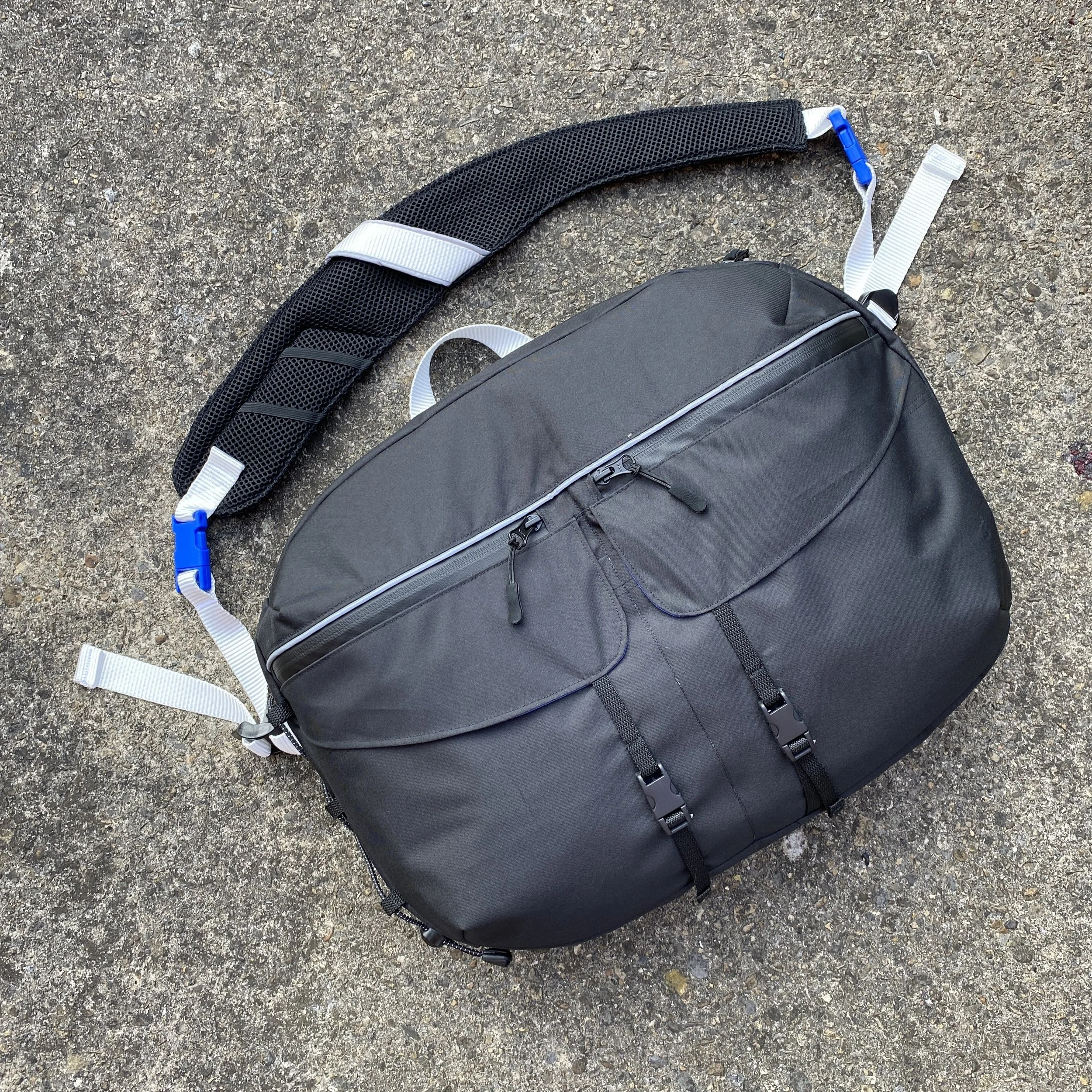 FT Samples - '3D Messenger Sling' (2023) 