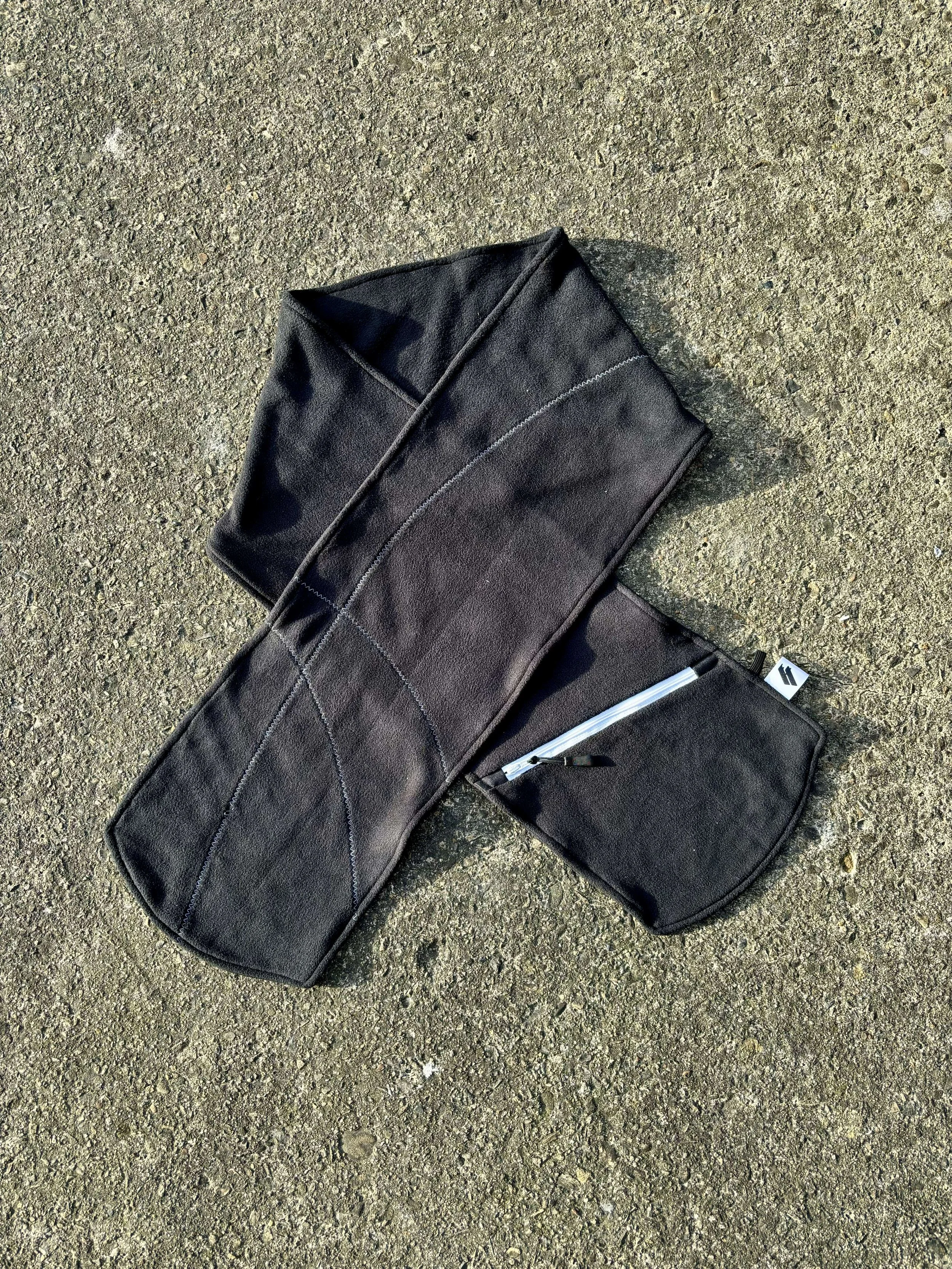 FT Samples - 'Fleece Pocket Scarf' (2024)