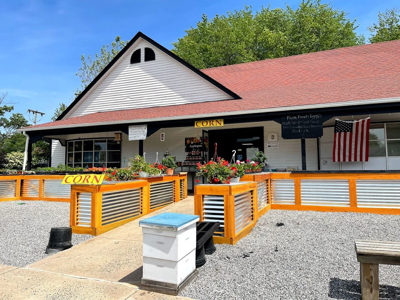 Applegate Farm Market.jpg