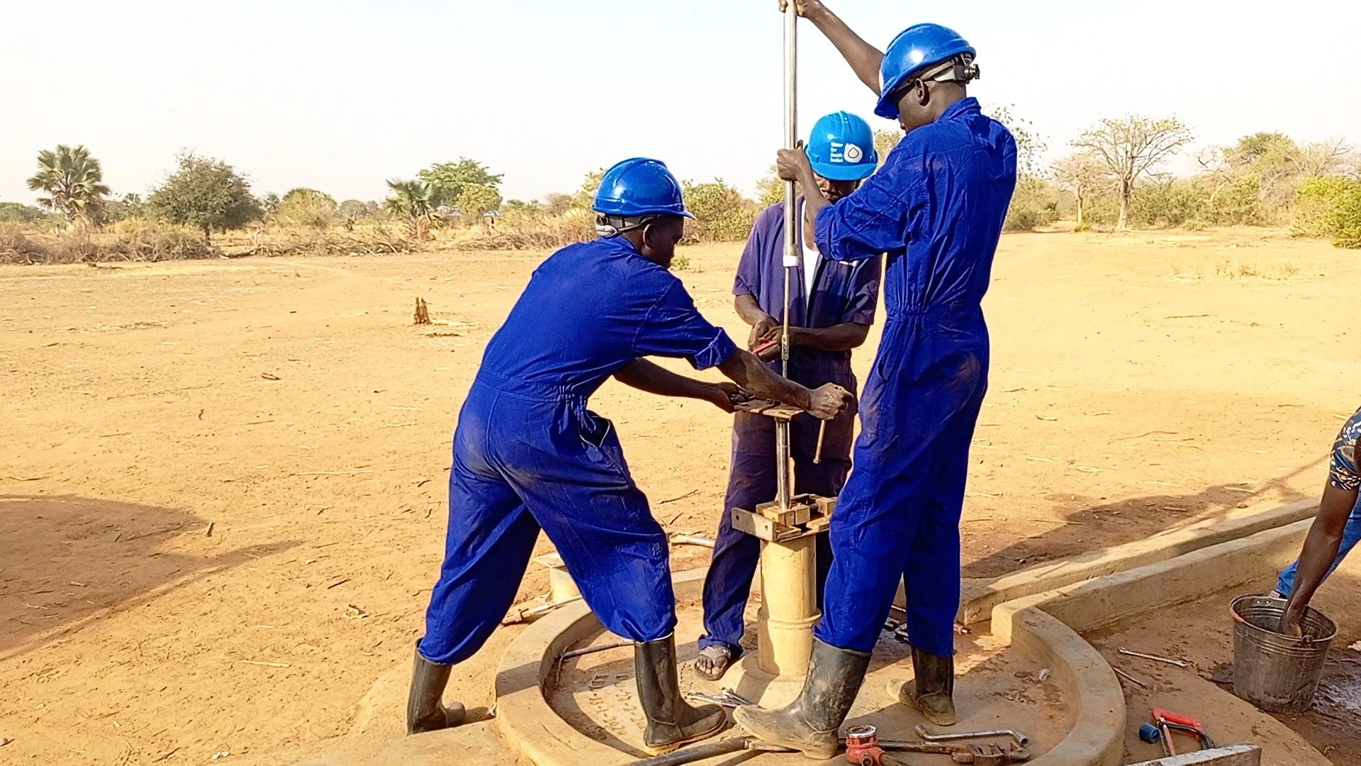 Alternative Gifts setting up the handpump 6.jpg