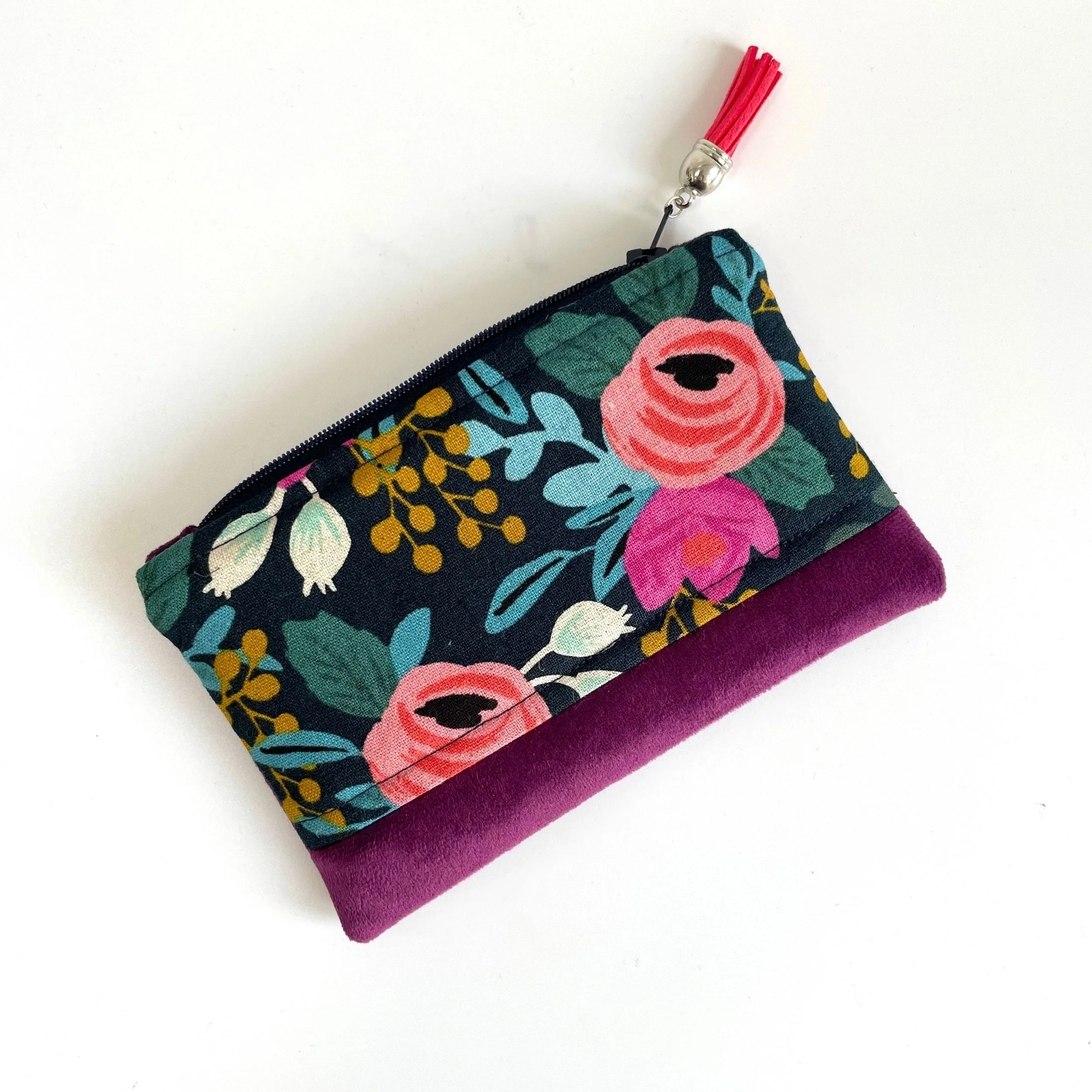 https://i.etsystatic.com/6258540/r/il/10e357/3590693138/il_fullxfull.3590693138_7u0v.jpg