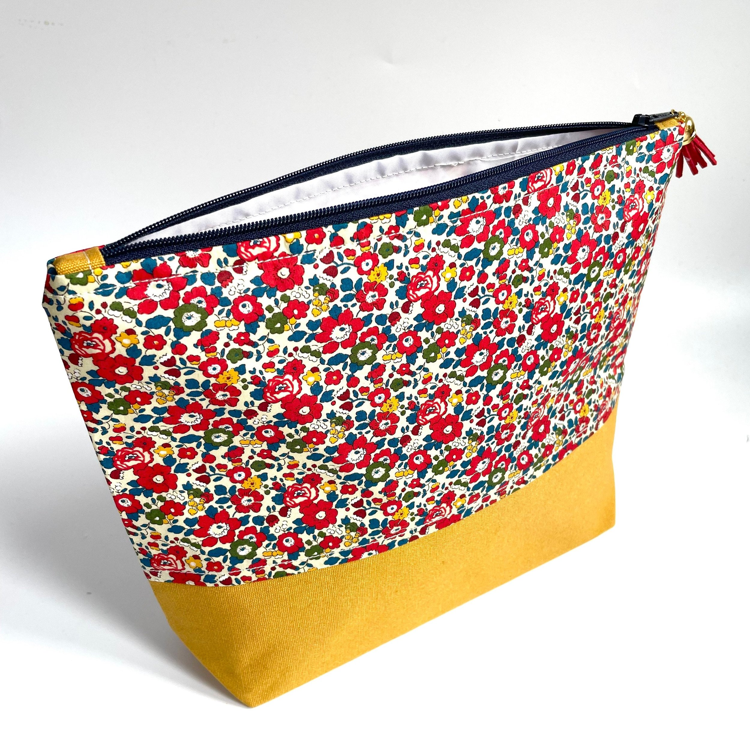 https://i.etsystatic.com/6258540/r/il/d16705/3423011845/il_fullxfull.3423011845_hiy7.jpg