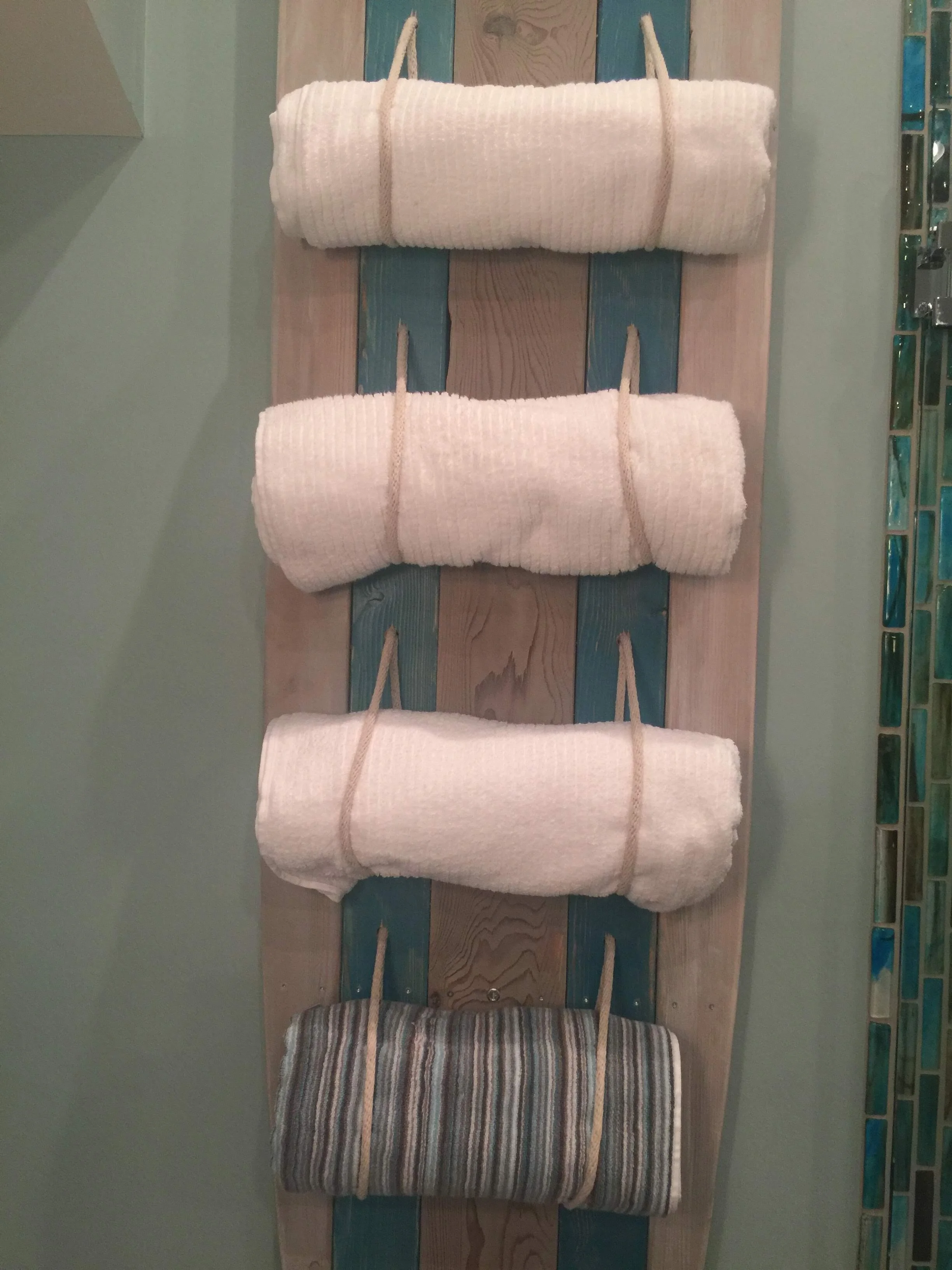 Surboard Towel Rack 4 towels.jpeg