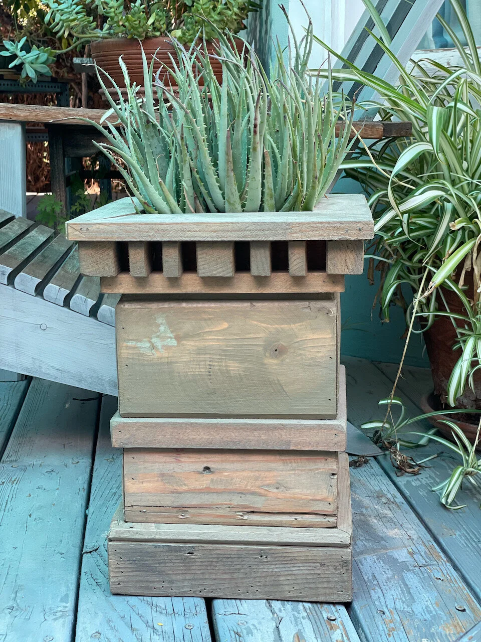 Small Craftsman Planter