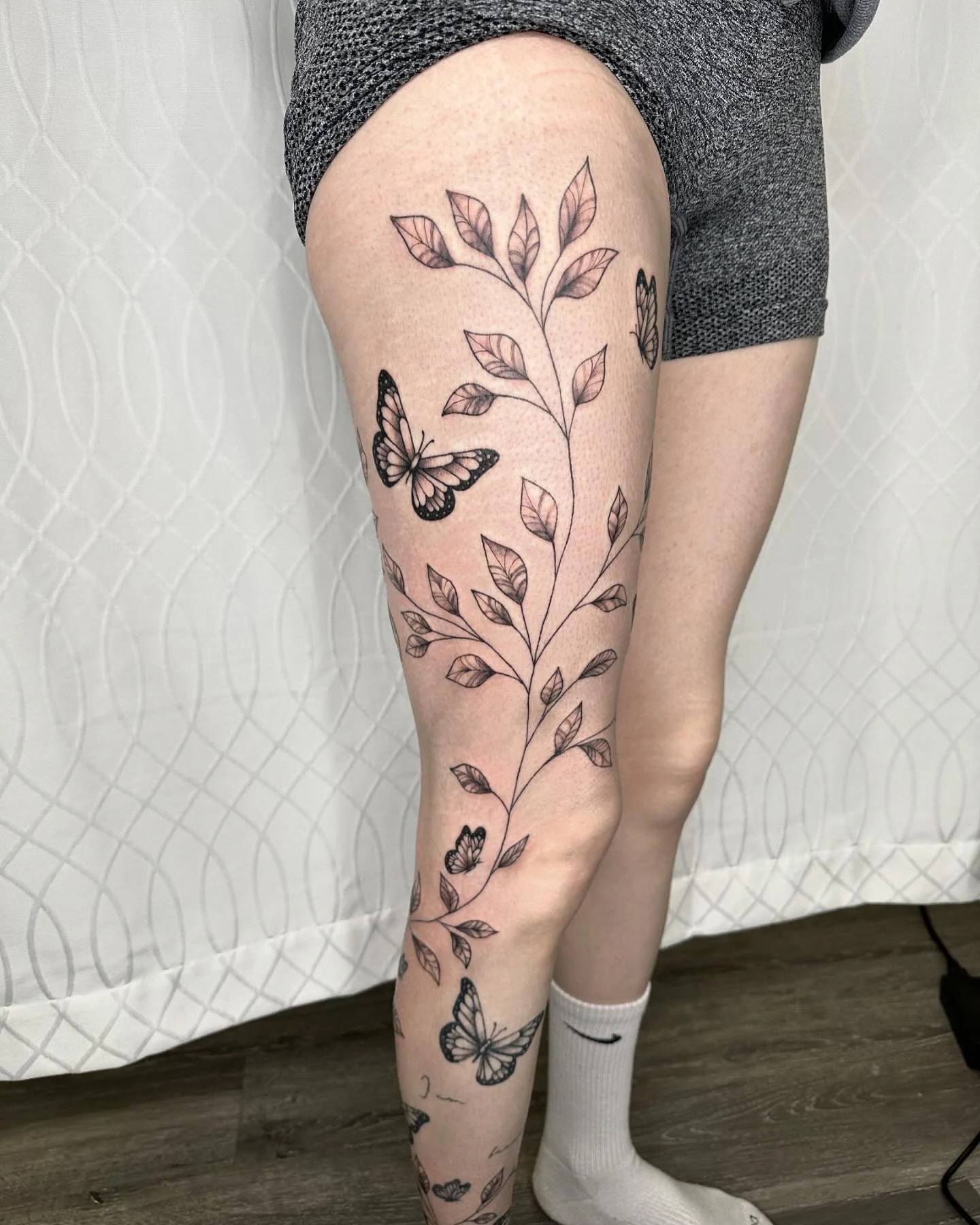 𝐅𝐫𝐞𝐞𝐡𝐚𝐧𝐝 𝐕𝐢𝐧𝐞𝐬 𝐰𝐢𝐭𝐡 𝐬𝐨𝐦𝐞 𝐇𝐞𝐚𝐥𝐞𝐝 𝐚𝐧𝐝 𝐅𝐫𝐞𝐬𝐡 𝐁𝐮𝐭𝐭𝐞𝐫𝐟𝐥𝐢𝐞𝐬 🦋 

𝐒𝐨 𝐬𝐨 𝐡𝐚𝐩𝐩𝐲 𝐈 𝐠𝐨𝐭 𝐭𝐨 𝐟𝐢𝐧𝐢𝐬𝐡 𝐭𝐡𝐢𝐬 𝐩𝐢𝐞𝐜𝐞 𝐛𝐞𝐟𝐨𝐫𝐞 𝐈 𝐥𝐞𝐟𝐭 𝐨𝐧 𝐦𝐚𝐭𝐞𝐫𝐧𝐢𝐭𝐲 𝐥𝐞𝐚𝐯𝐞 🌸 
𝐀𝐧𝐝 𝐡𝐮?