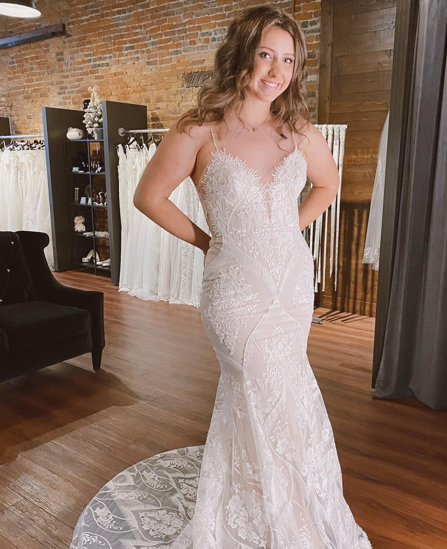 Wishing our favorite model, stylist and marketing intern @kirawithacurl the happiest of birthdays 🎂 Kira has been instrumental in selecting our new bridal inventory so our brides find their dream dress ✨ She also happens to be the owners daughter an