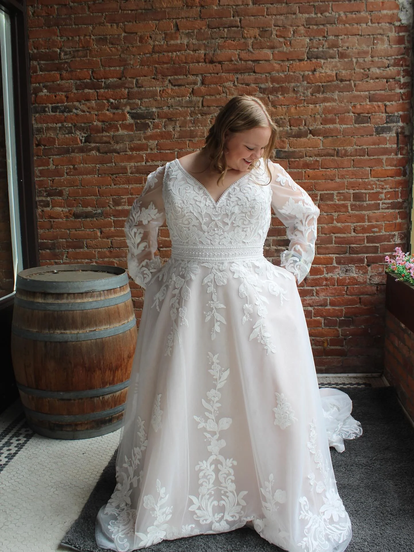 Meet Jude by @paige_young_collection 
π©°πΈπ§πΌ‍βοΈππ
Jude is a glorious a-line wedding gown with detachable long sleeves. This gown is perfectly graced with appliqué all along the bodice and scattered throughout the skirt. Her thicker wa