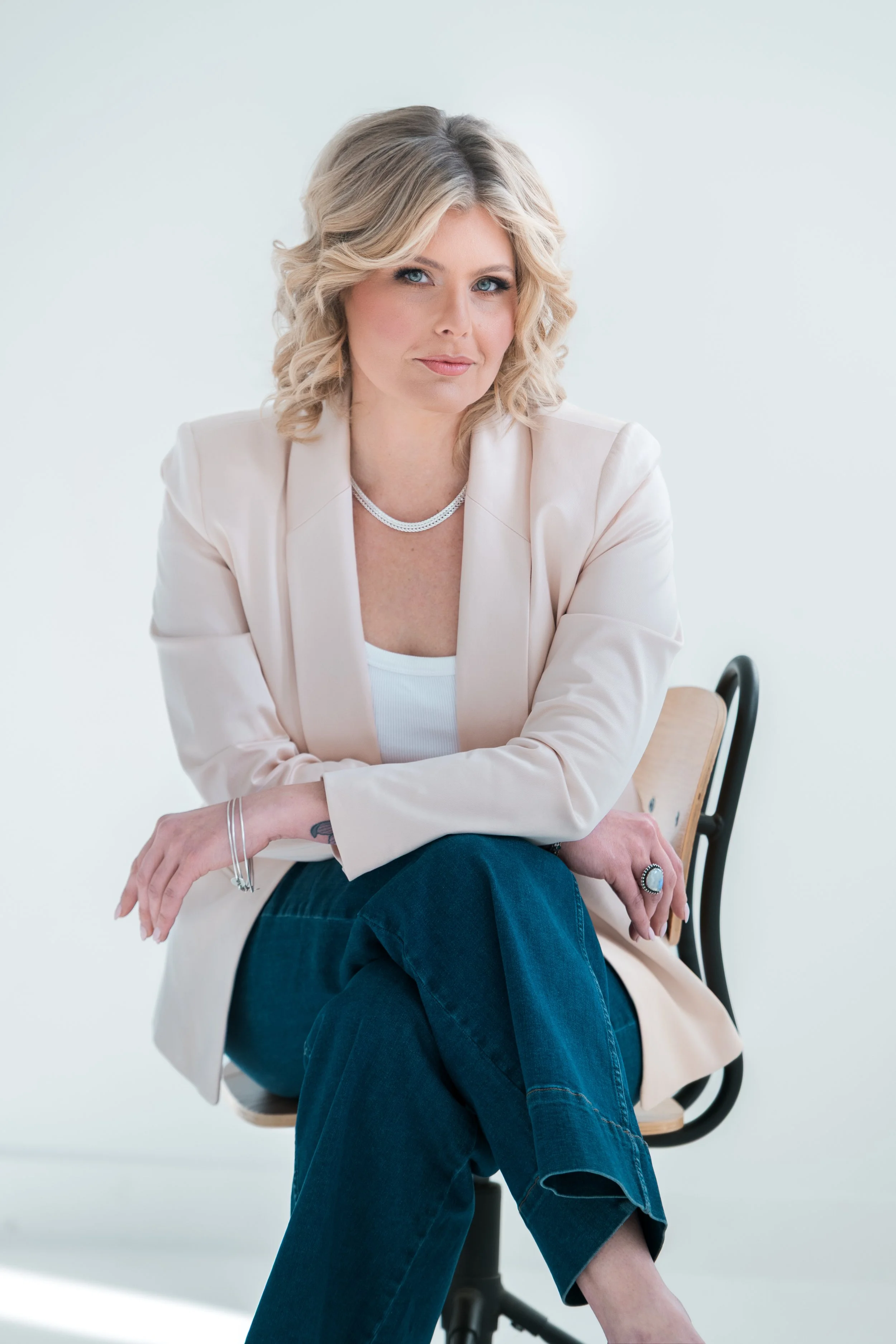 Therapy for Women in St. Louis Who Feel Overwhelmed, Disconnected, or Stuck