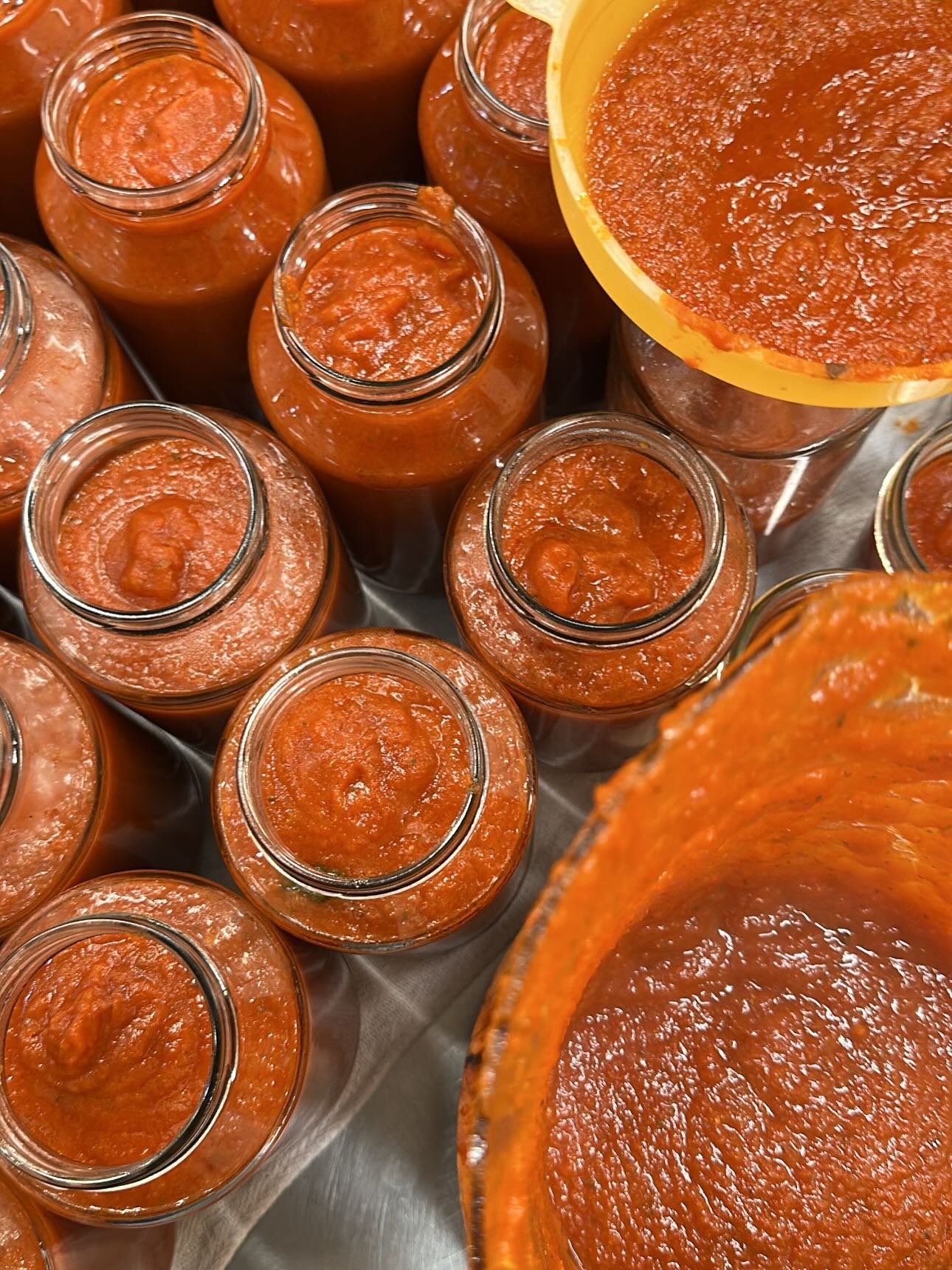 I say we a lot by which I mean you &amp; I 🫶

It&rsquo;s chilly outside but it gets hot in that kitchen boi!! 🥵
Perfect weather for a jar! ☁️☔️

Visit the site, grab your favorite flava! 😁

Shop with family ❤️&zwj;🔥

.

.

.

#romoloremo #tomatos