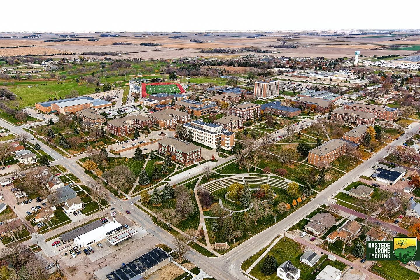 📍Wayne State College! View from way 🆙! 😮😍

Any spots look familiar?!