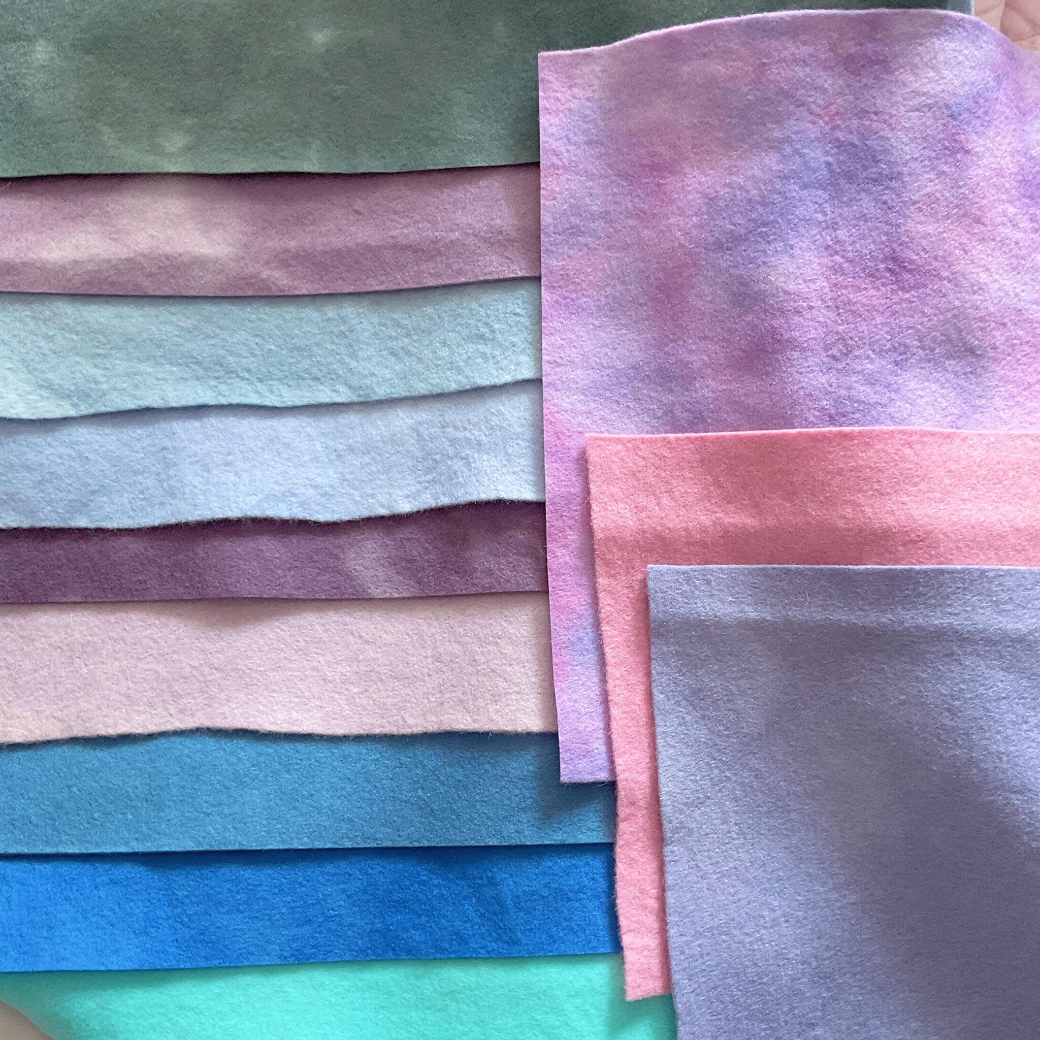 Look at all these gorgeous woollen felts from @lilyroseartisanfibres! Starting a sample for a new workshop that&rsquo;s coming up in May. Can anyone guess what I&rsquo;ll be making with these colours? #felt #handdyed #creativeworkshop #creativehappyl