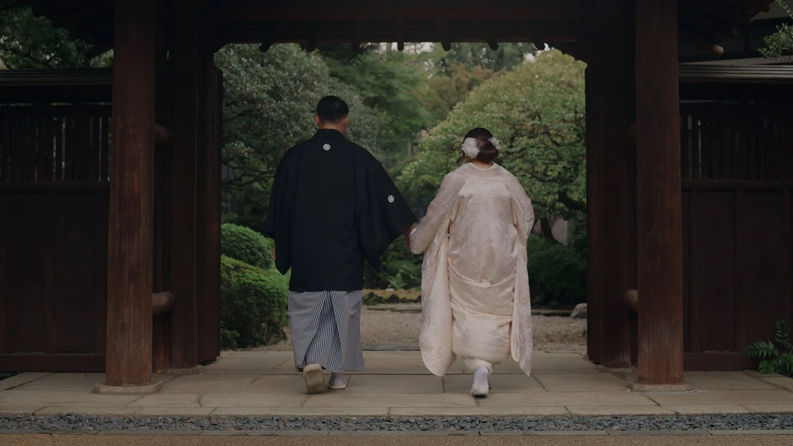 Still 2025-11-01 204914_1.39.1_websize (1).jpg