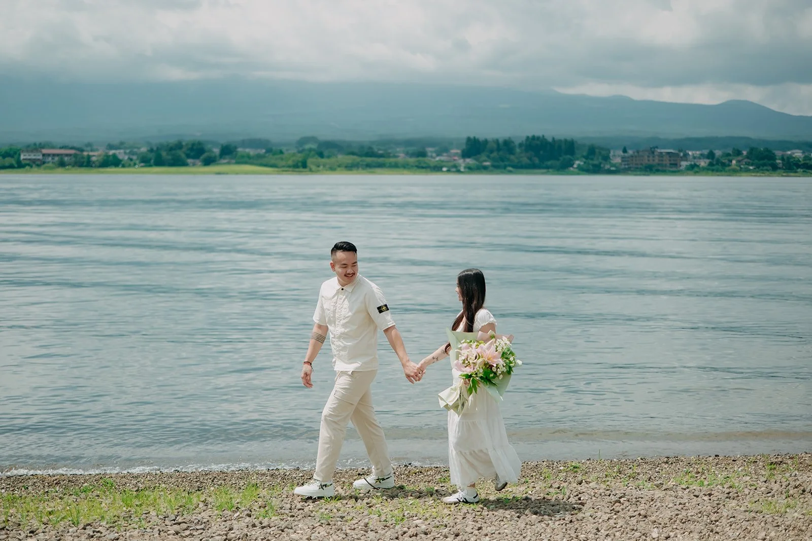A Lakeside Proposal with Mount Fuji Views - Nagasaki Park