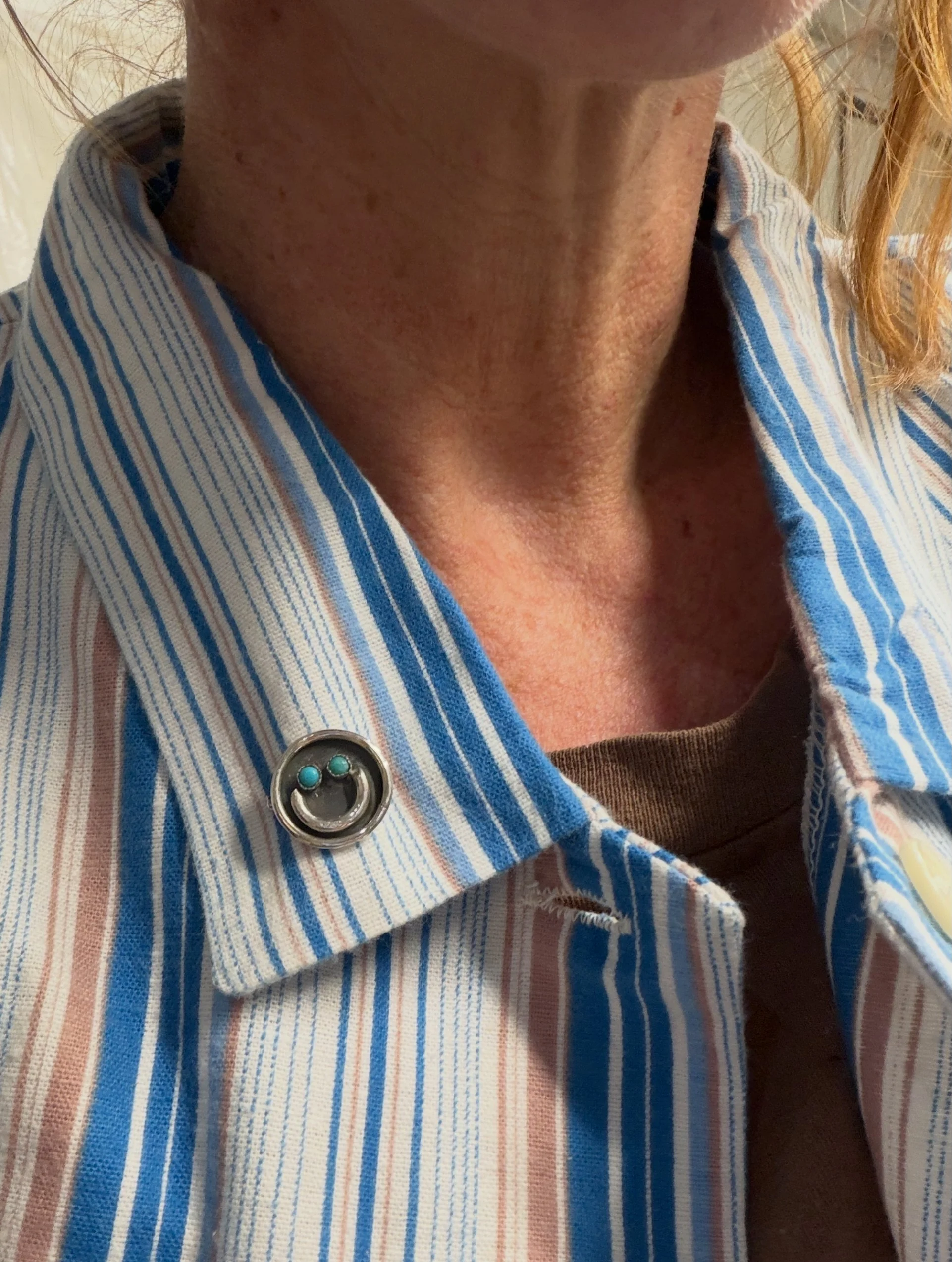 Turquoise and silver smiley pin