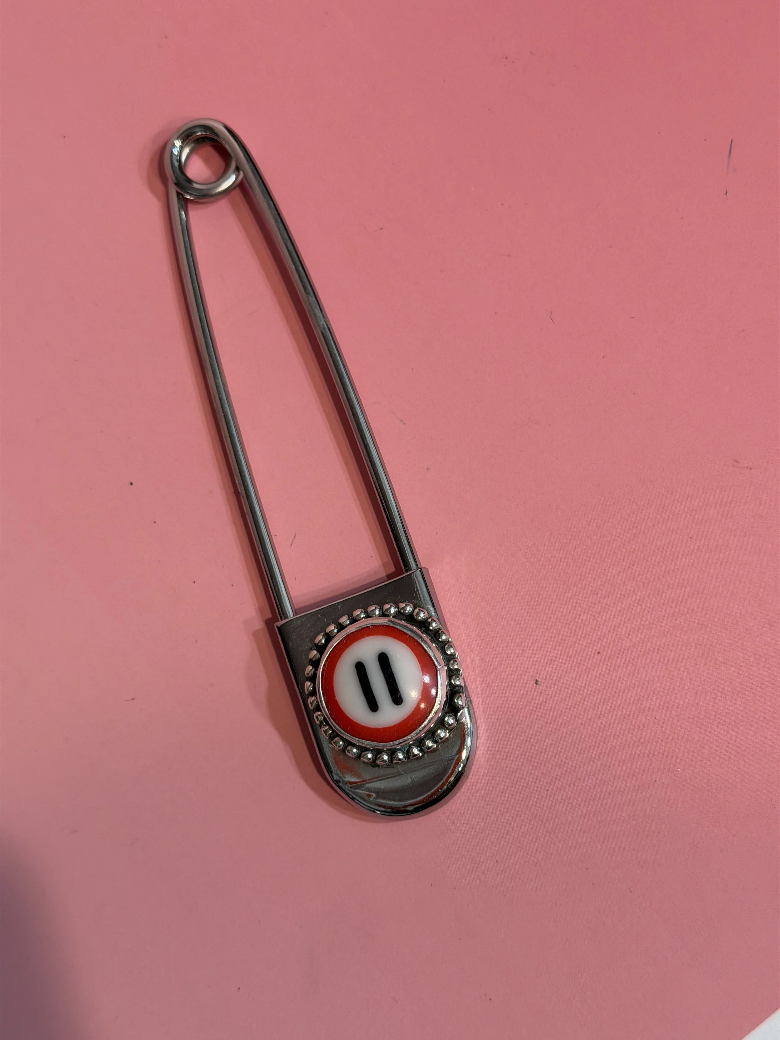 RED 11 BILLIARD BALL 5" JUMBO SAFETY PIN