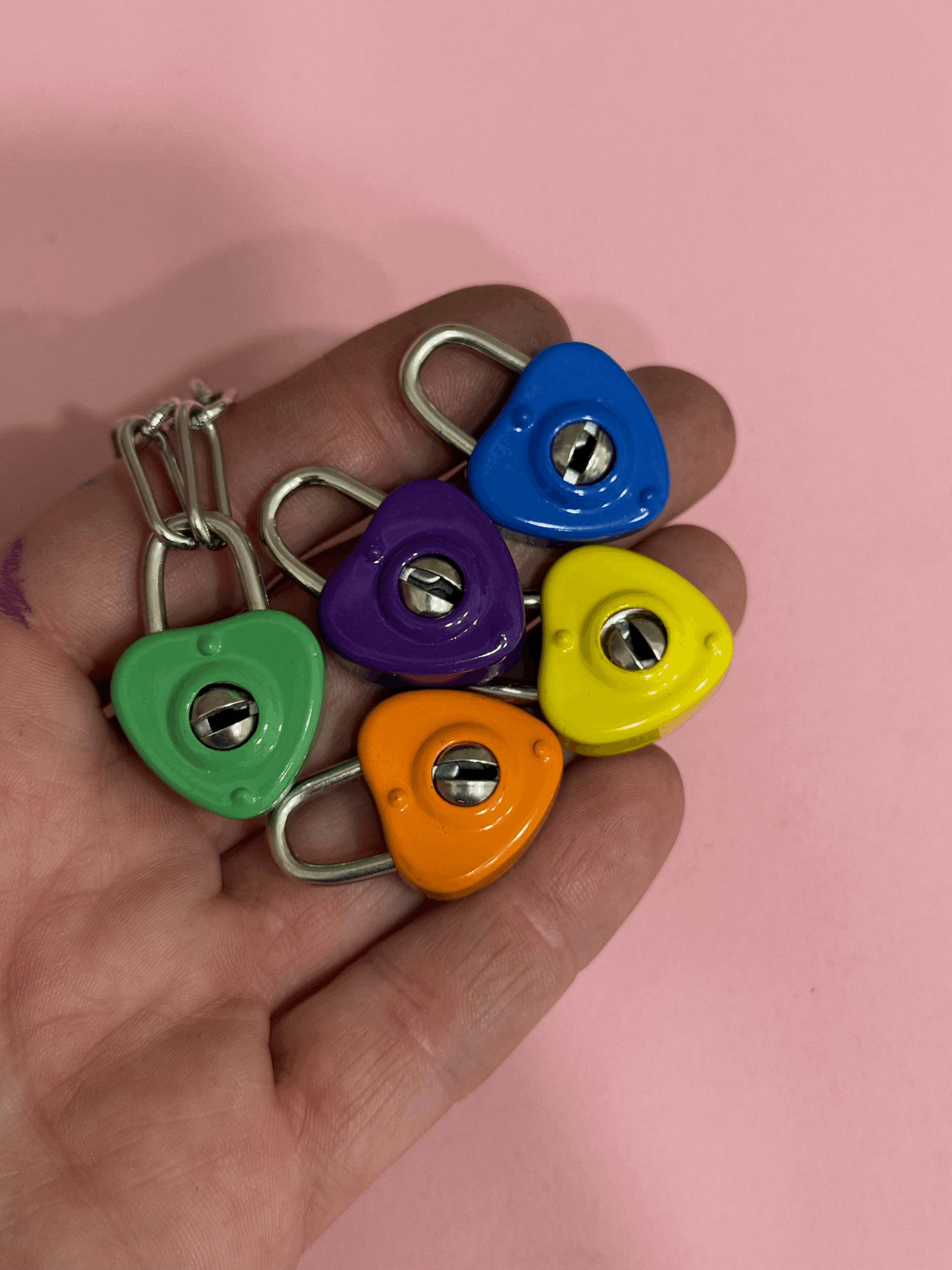 VINTAGE HEART SHAPED LOCK AND KEY NECKLACE WITH SS CHAIN CHOOSE COLOR