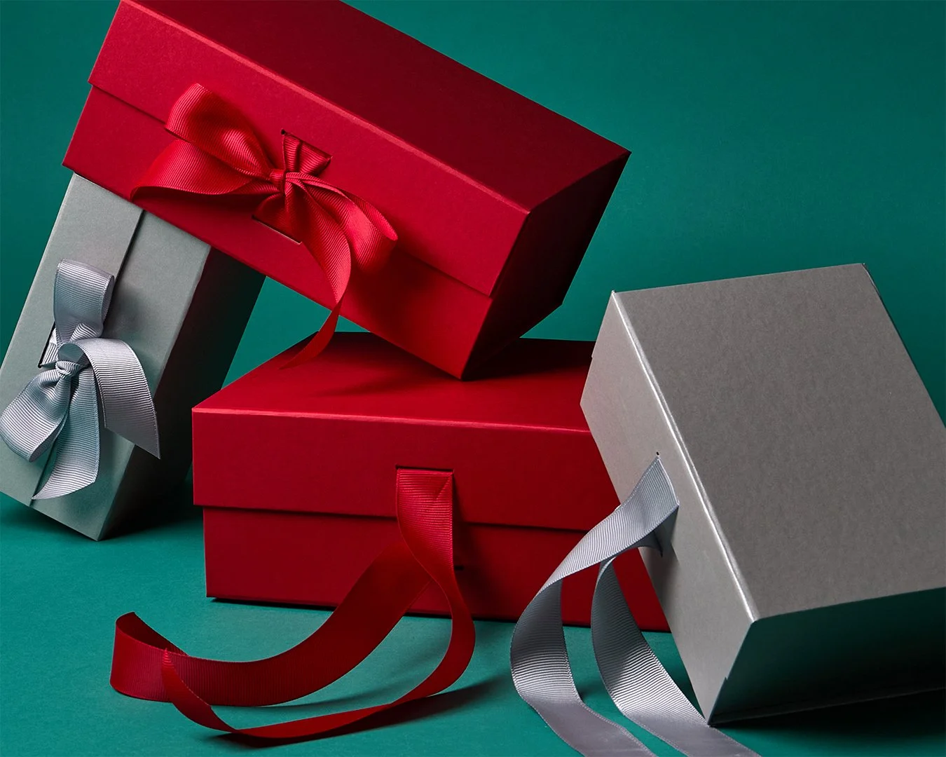 2025_Collapsible_Gift_Boxes _Teal_Social_July_1080x1350.jpg