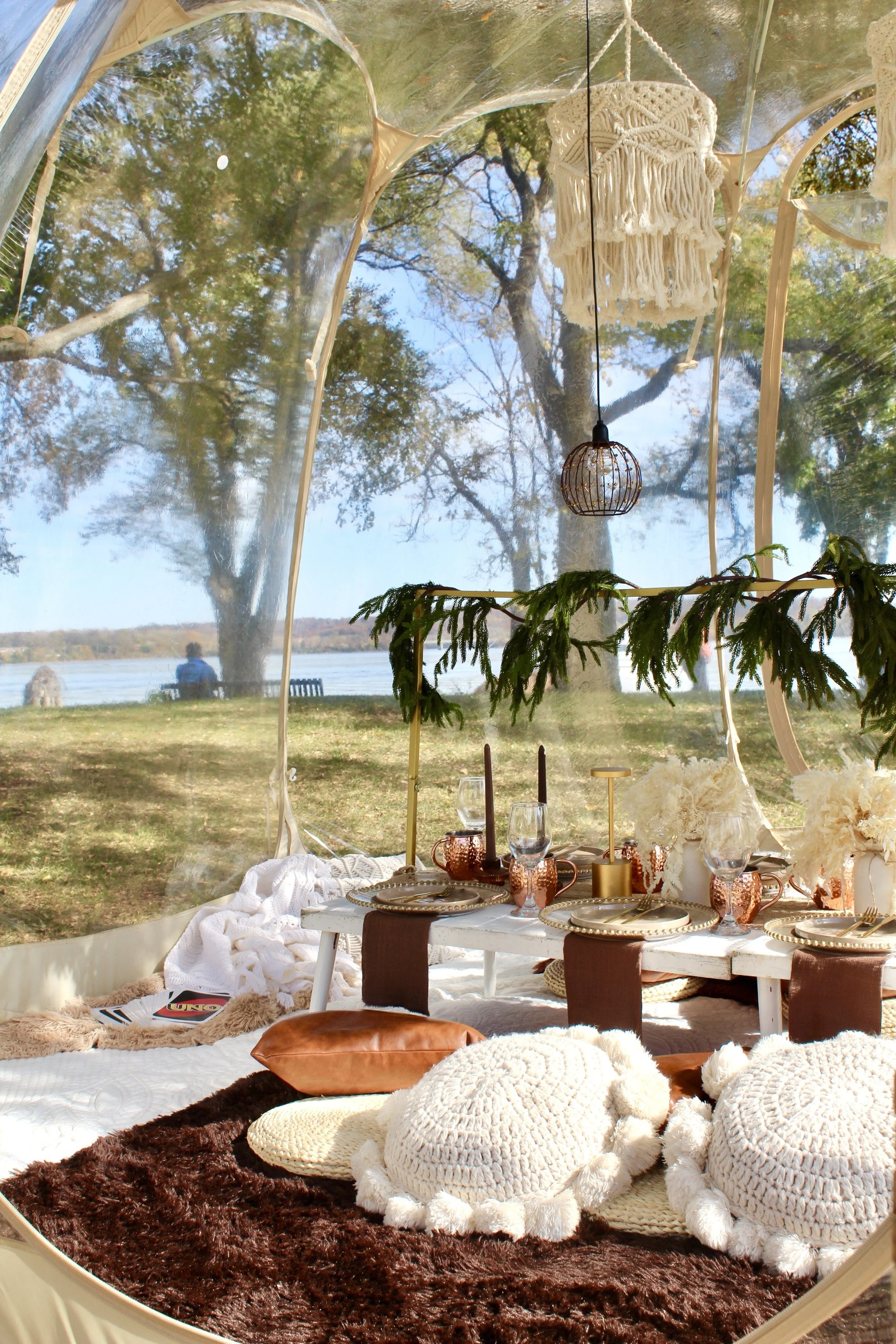 The Ultimate Fall and Winter Date Night: Inside Our Cozy Igloo Picnic Experiences