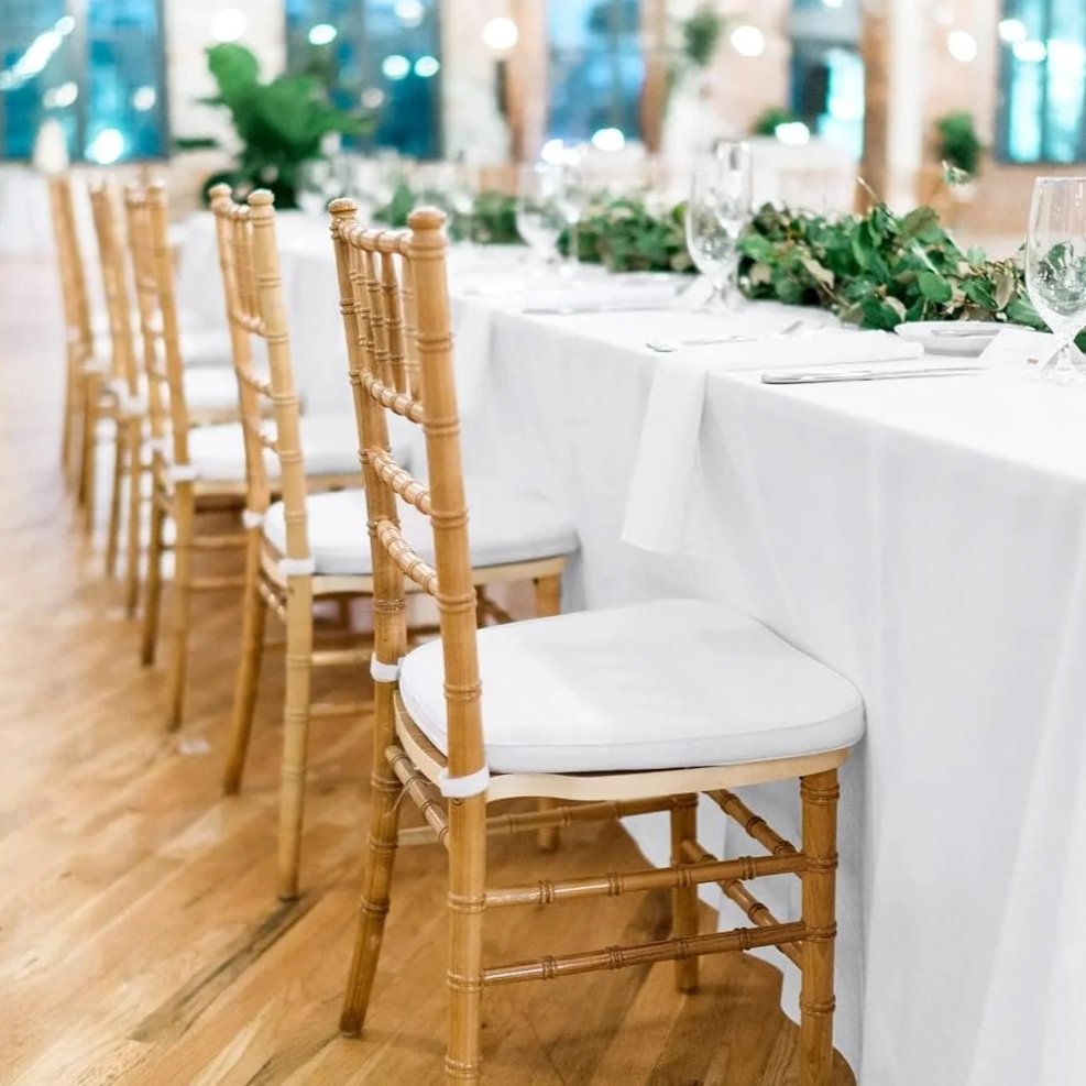 white+table+line+2.jpg
