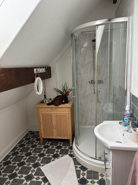 Curzon Rd shower room.jpg