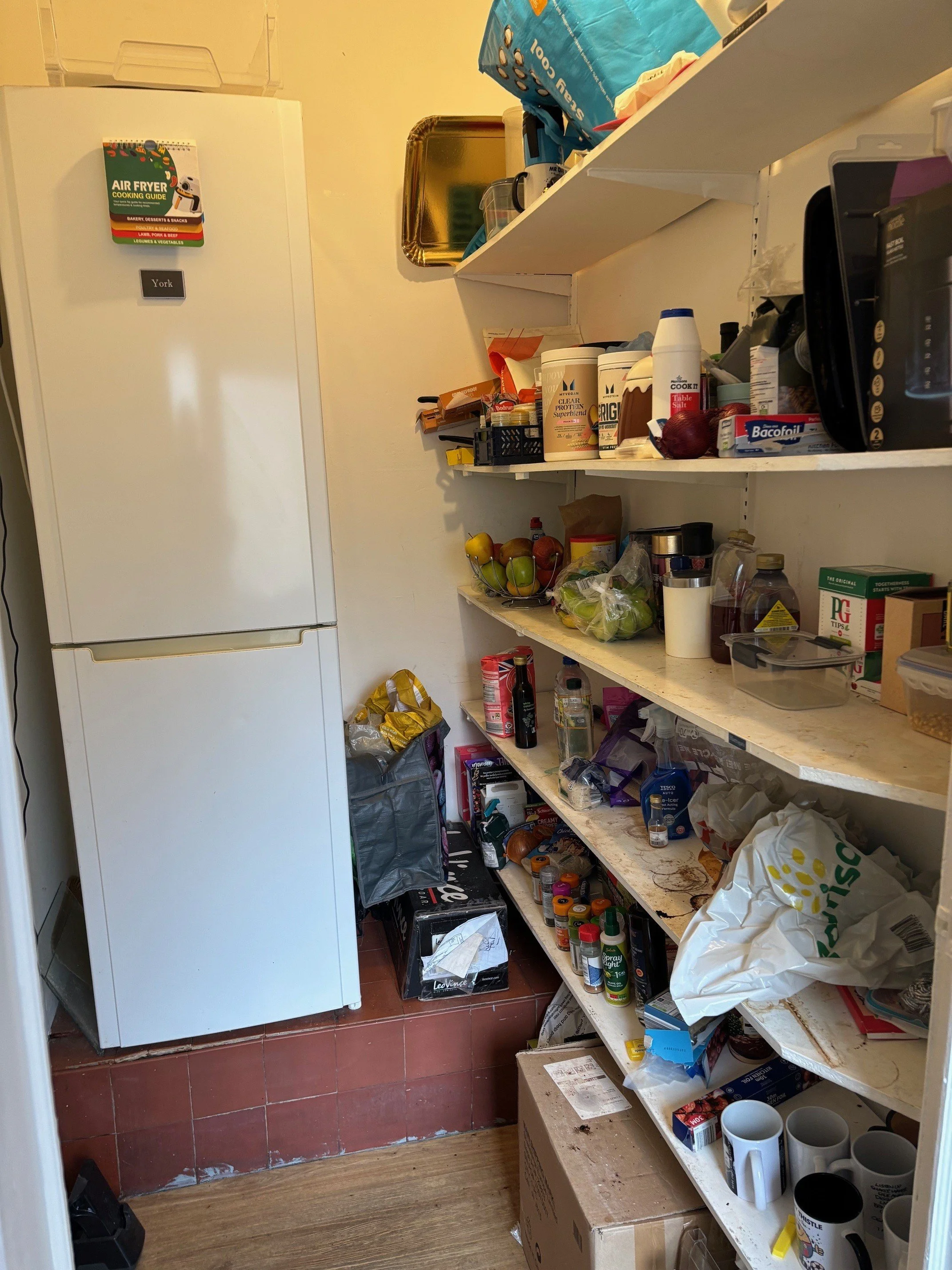 Curzon Rd store.jpg