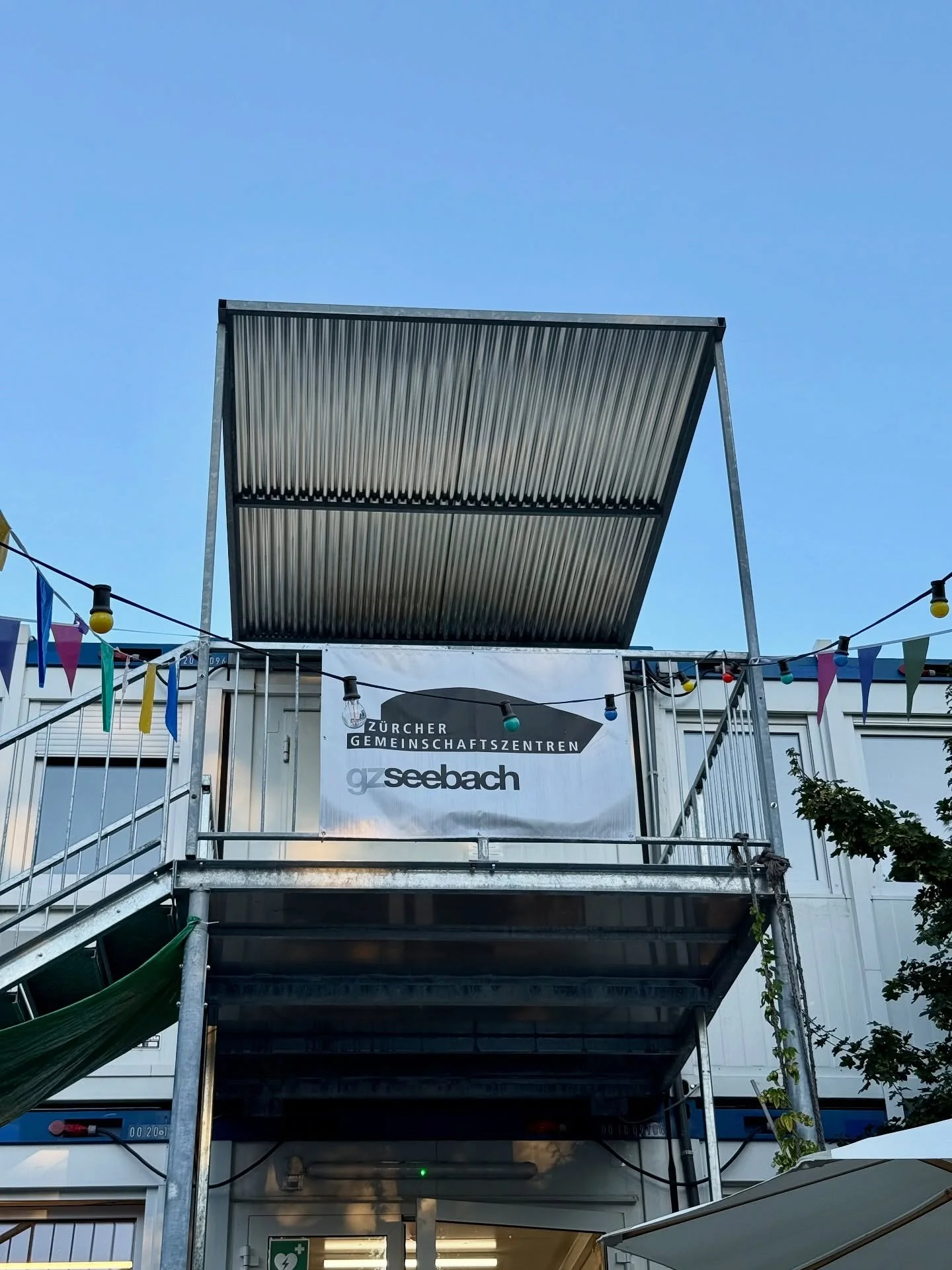 🙏Einmal im Jahr feiert das GZ in Seebach die Freiwilligenarbeit und ich hatte das Gl&uuml;ck, mittendrin zu sein. 

🙏Vielen lieben Dank f&uuml;r das superleckere Essen und das verf&uuml;hrerische Dessertbuffet. 

🙏Danke f&uuml;rs Verw&ouml;hnen! ?