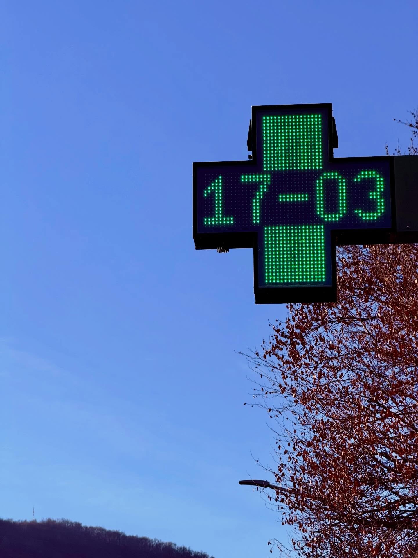 Heute feiert ganz Irland seinen Nationalfeiertag, den bekannten St. Patrick&lsquo;s Day und ich feiere ganz gem&uuml;tlich meinen Geburtstag.
🍀🍀🍀
Was gibt es Sch&ouml;neres, als am eigenen Geburtstag einfach einmal blau zu machen? Den Alltag hinte