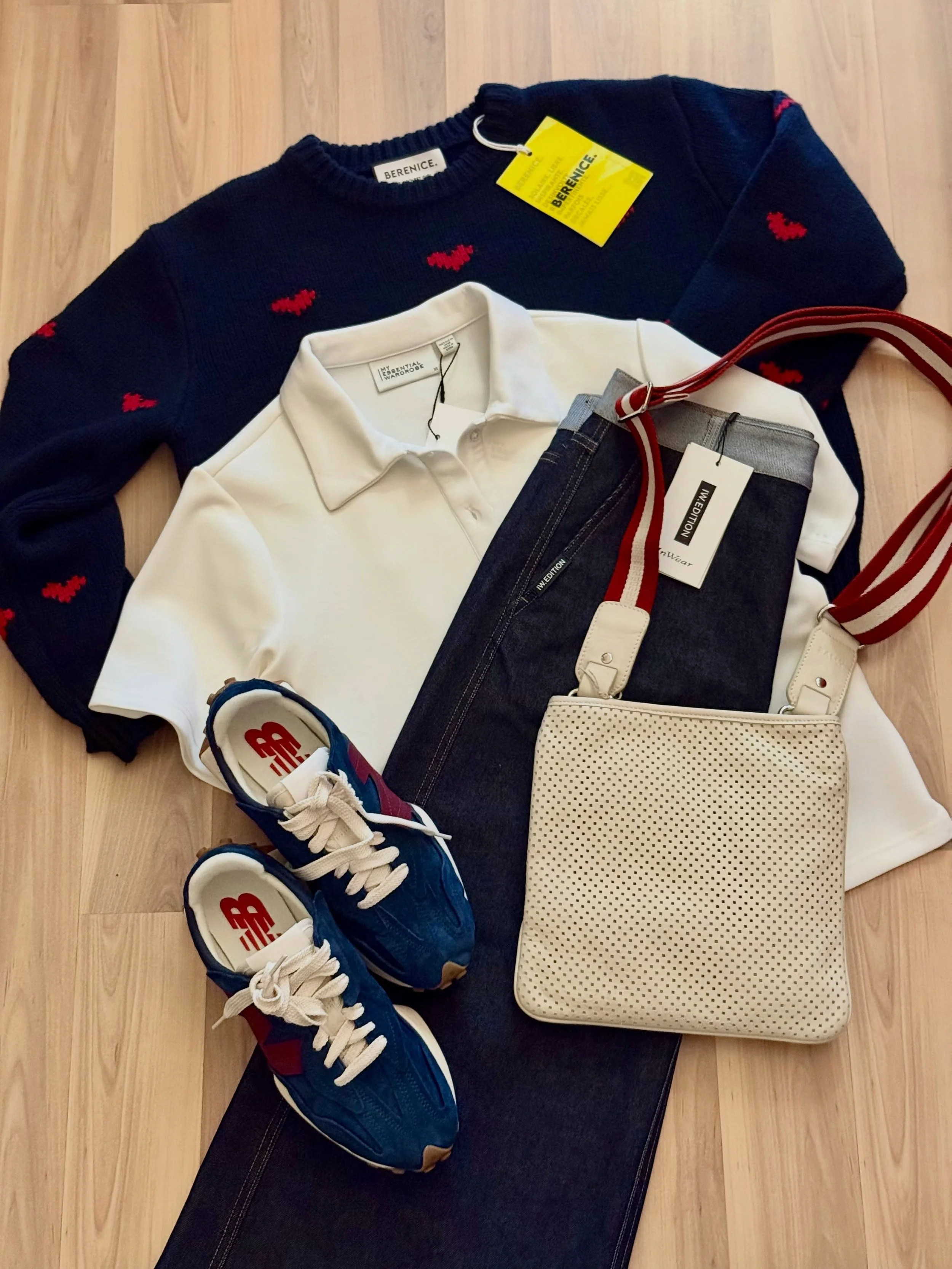 Eine Kombi aus meiner Second Season Auswahl.

👗 Jeansrock  Gr.S | CHF 45.-

🧶 Wollpullover Gr.M | CHF 90.&ndash;

👞 NB Schuhe Gr.40 | CHF 75.&ndash;

👚T-Shirt Gr. S | CHF 15.-

👜Bally | CHF 115.-