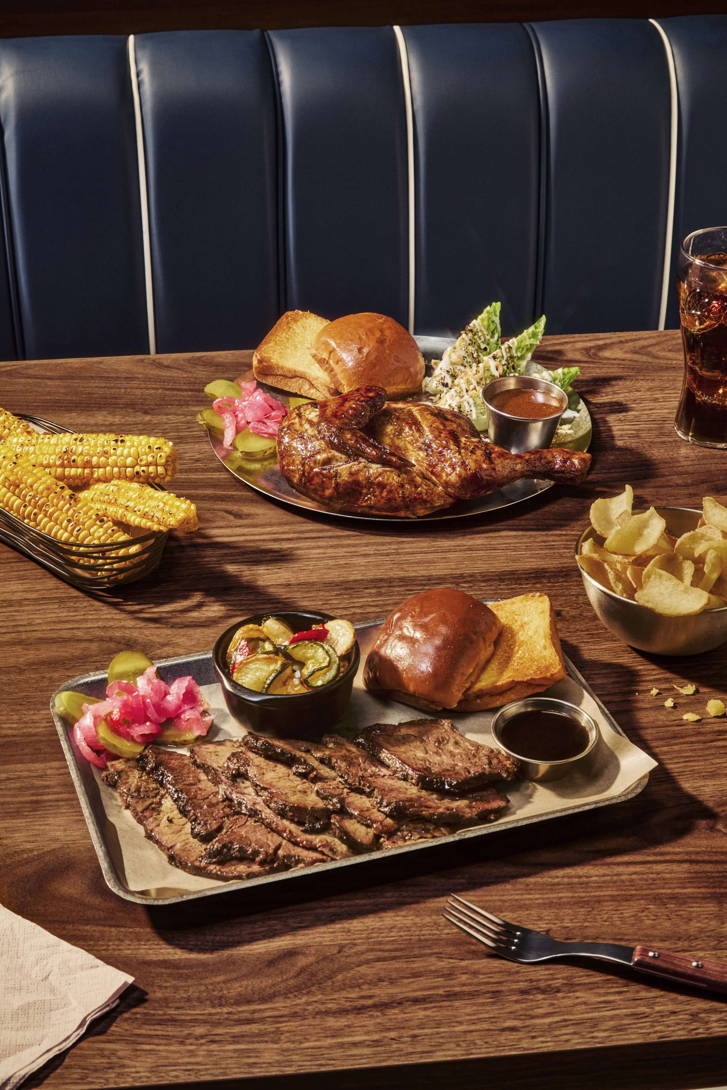 02_FH_Bodegon_BlackLabelChicken_Brisket_0220_V5_FINAL_RGB.jpg