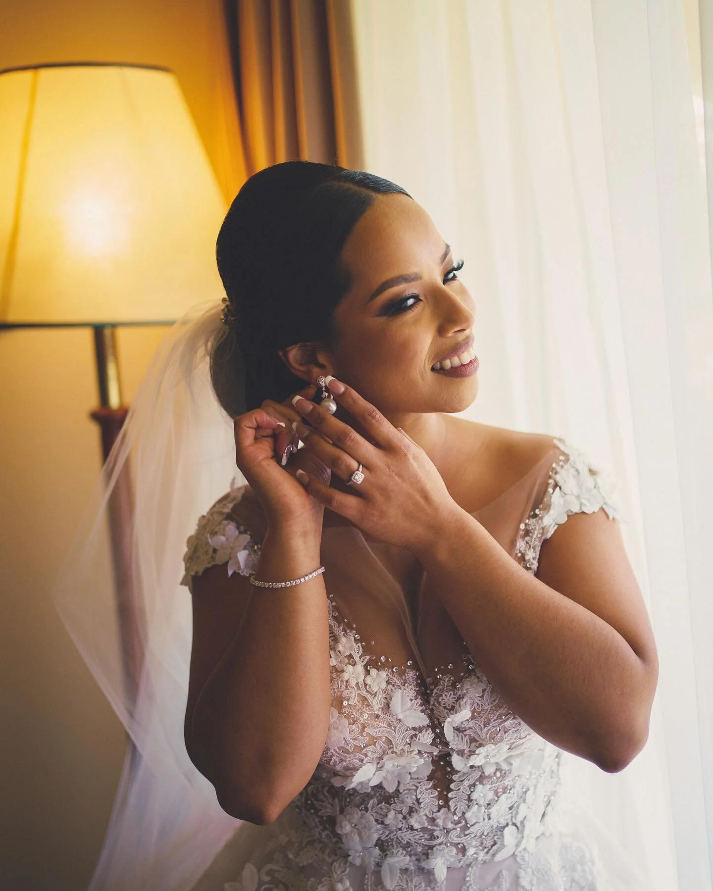 Our gorgeous bride @theonlykdolatabaddie absolutely killing the bridal elegance assignment ๐ฅนโจ
๐๐ก๐ ๐๐๐๐๐ข๐ง๐  ๐จ๐ ๐๐๐ฒ๐ฅ๐ + ๐๐ข๐ฅ๐๐โ 
Ceremony + Reception Venue: @joondalupresortweddings @joondalupresortโ 
Wedding Coordinator: @artdeflue