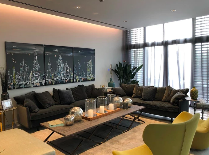 Dubai Mansion living room .png