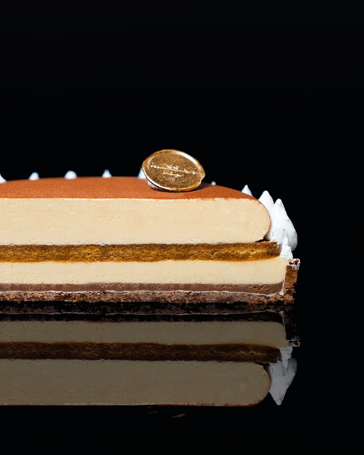 Cakes_0000_Tiramisu_tart_half.jpg