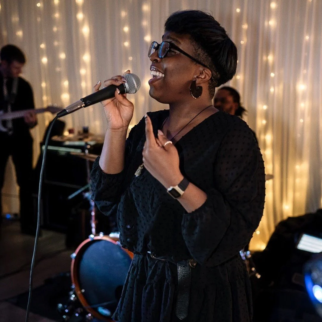 Thank you Michelle, Rob and @laurawadephotography for the great pics! 🙌

"They had everyone up dancing and having a great time &ndash; they are sooo talented and really lovely people too."
⭐️⭐️⭐️⭐️⭐️

Michelle and Rob's canalside wedding i