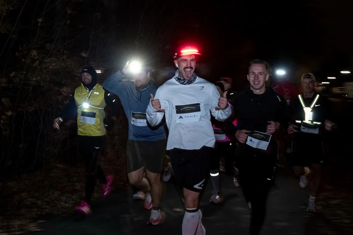 overnight oats nov&rsquo; 2025 by @oats.runclub