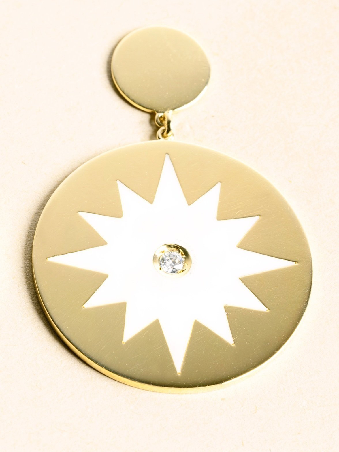 Starburst__White_Zoom.jpg
