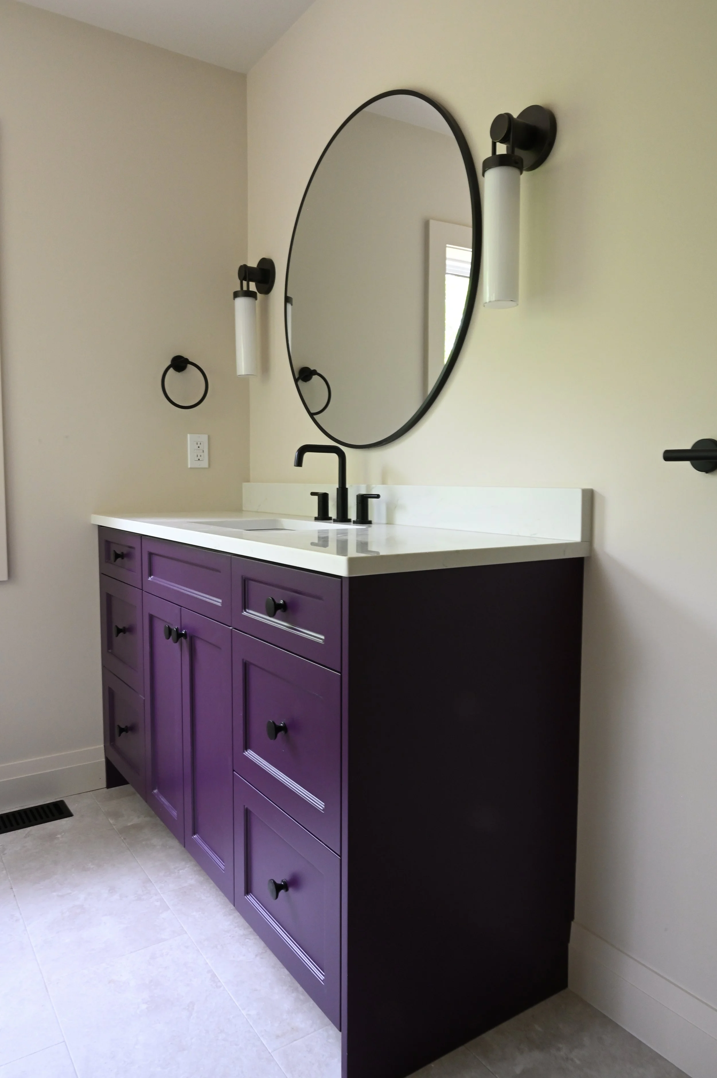 Ensuite 1.JPG