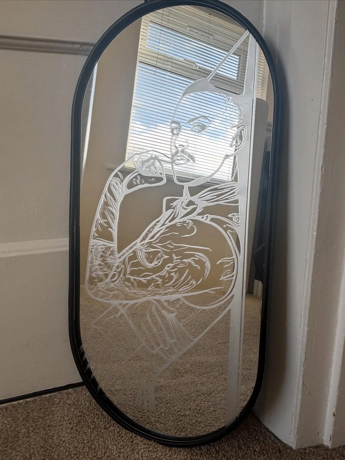 How do you take a good photo/video of a mirror?  Anyway here&rsquo;s one I made earlier. So excited to be seeing @mattjwillis at the @kitkatclubldn next week!  But back to the photo. Help! 🙈 x