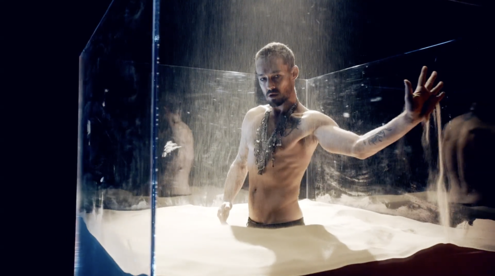 COOL ON FIRE - DANIEL JOHNS 